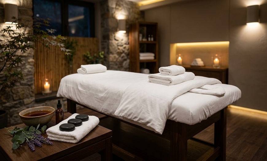 Image 4: Solo & Couples Spa Packages: Massage, Hot Stones & Cupping