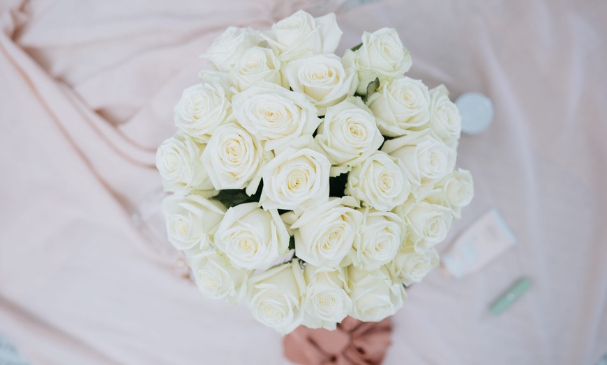 Image 25: *FLASH SALE* 24 or 36ct Roses Luxury Long Stem Rose Bouquet from Rose Farmers | Farm Fresh Roses (Up to 74% Off)