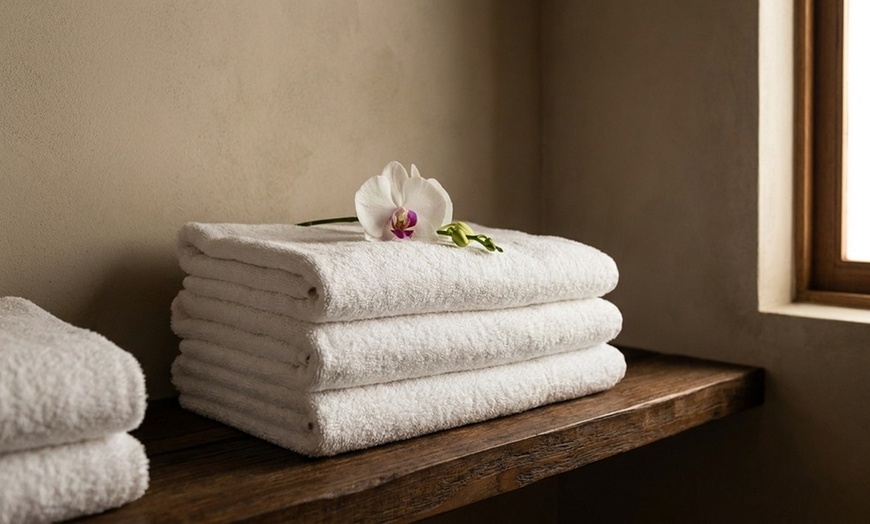 Image 6: Up to 20% Off on Couples Massage at Body & Mind Massage Spa
