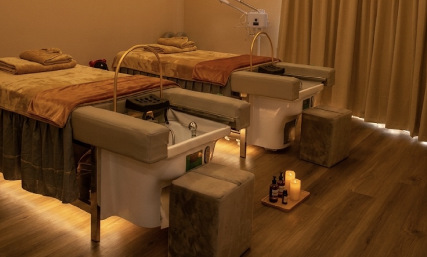 Image 4: Luxury Head Spa Treatment with Massage on Neck & Scalp for 1 or 2
