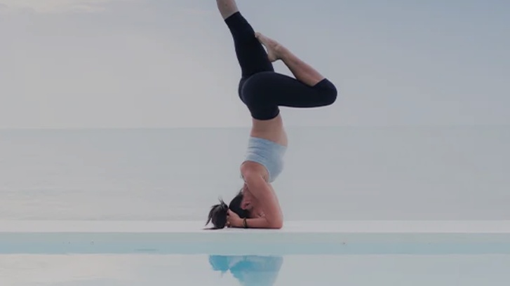 Join live and pre-recorded yoga classes for a month online