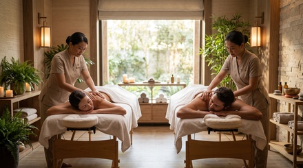 60-Minute Combo Massage: 40-Minute Foot/Head/Neck/Shoulder/Arm + 20-Minute Back - Keblish Spa