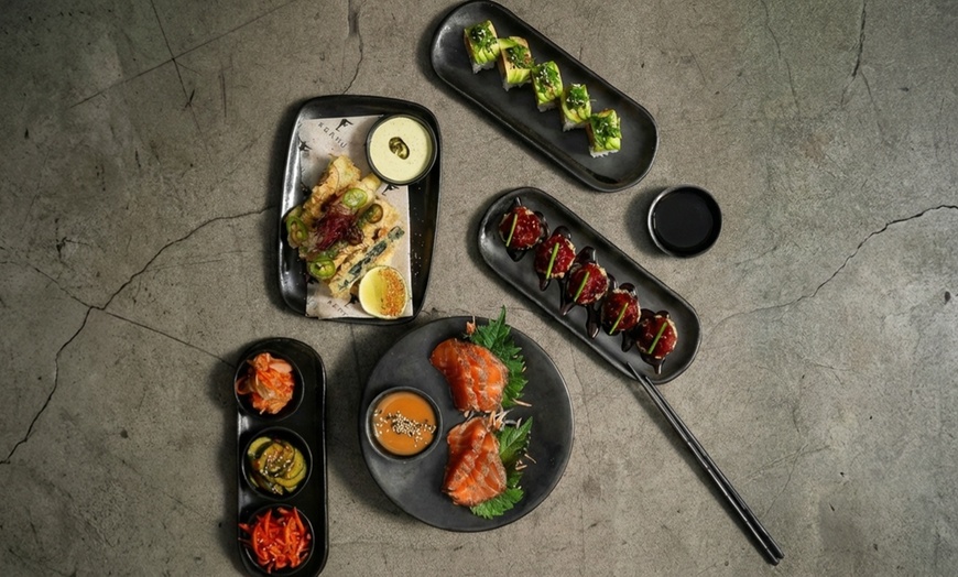 Image 3: Menú degustación panasiático con cóctel y postre para 2 o 4 personas