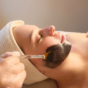 One 60-Min LED HydraFacial or Hollywood Peel + Upper Body Massage + Drink/Snack - Anabelis Esthetician