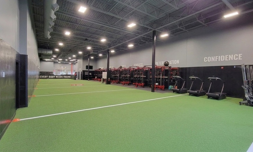 Image 3: Kickstart Your Fitness Journey with D1 Training