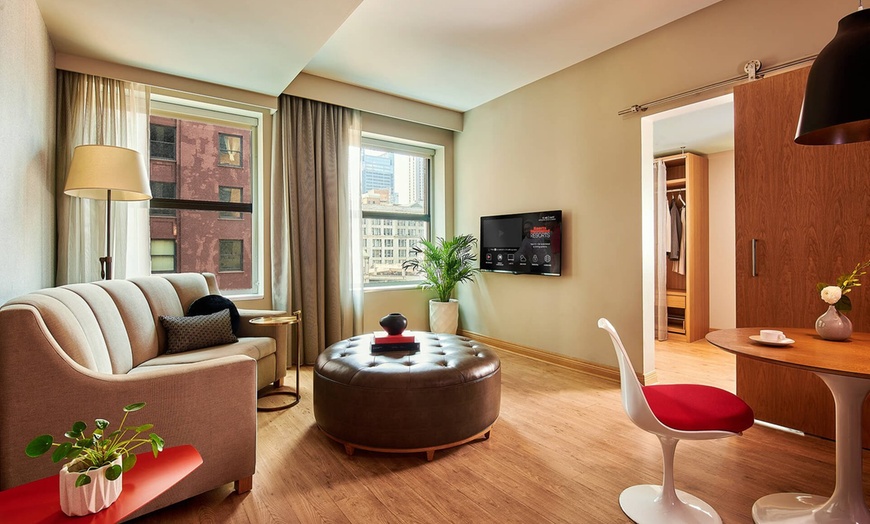 Image 13: Chicago Loop Hotel near Millennium Park