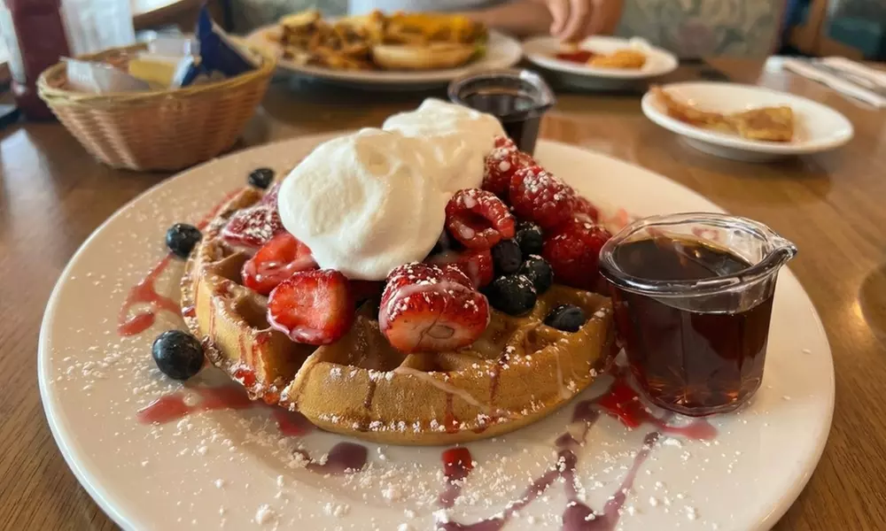 Brunch: General Spend or Package for Two with Entrees & Drinks