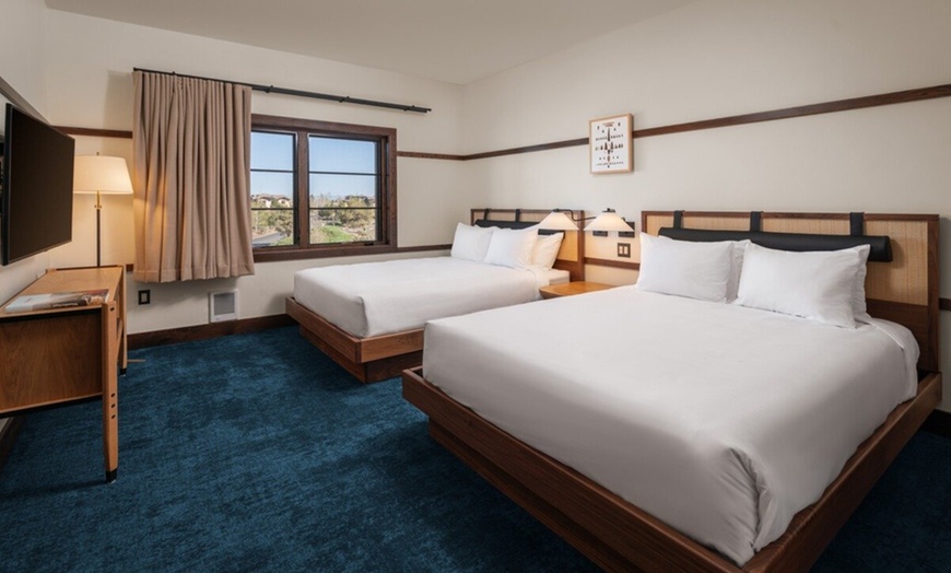 Image 10: Bend Oregon Golf & Wellness Resort near Smith Rock