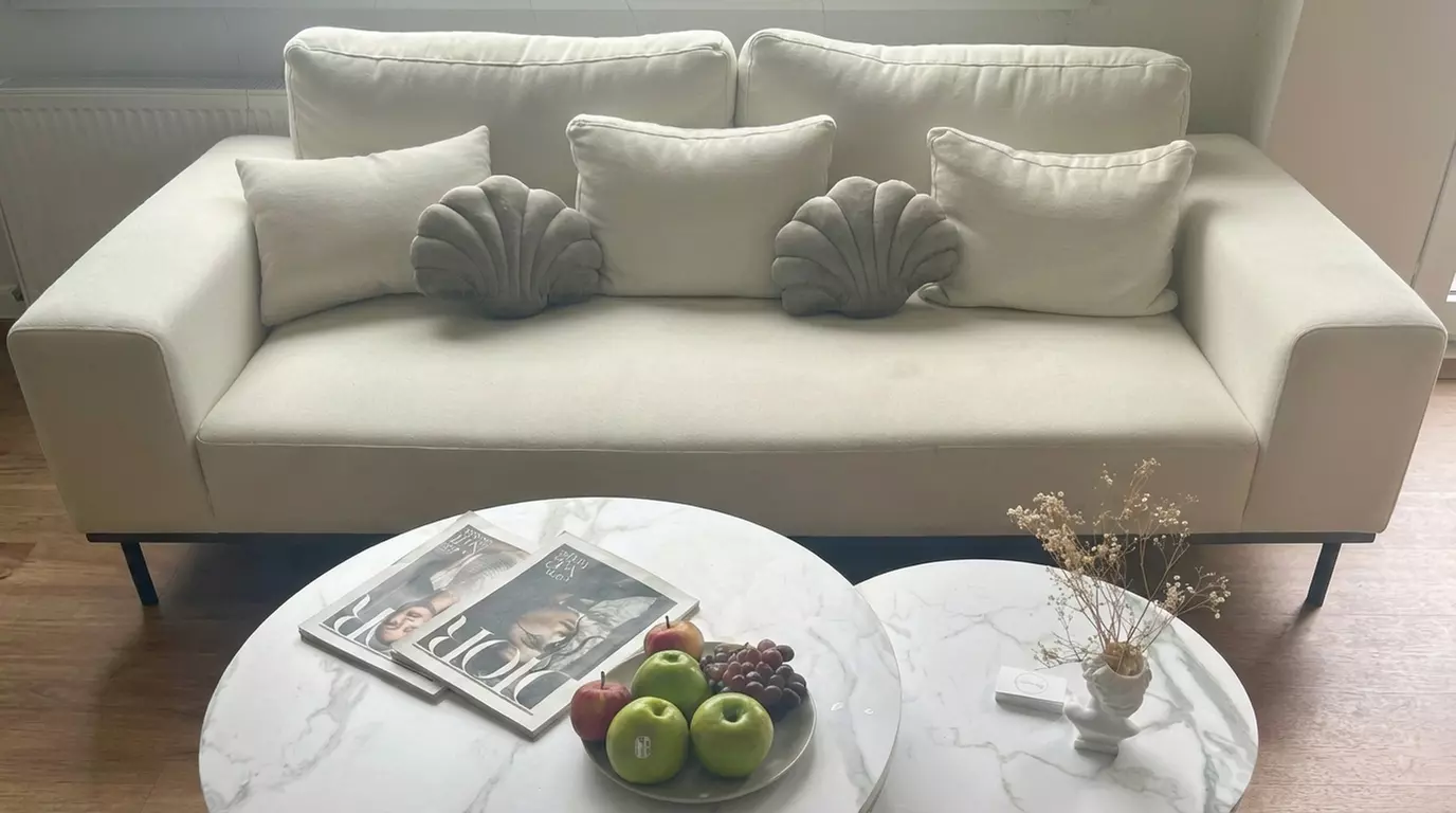 Russische Maniküre und/oder Pediküre opt. inkl. Shellack für 1 Person