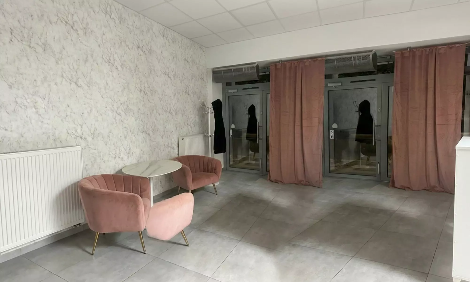 Przedłużanie rzęs wybraną metodą