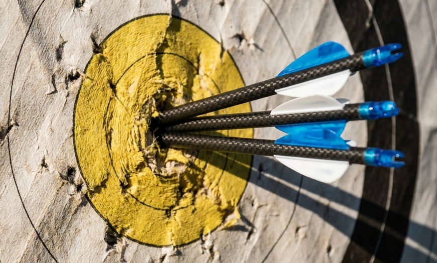 Image 8: Date Night Archery Package with Expert Coaching