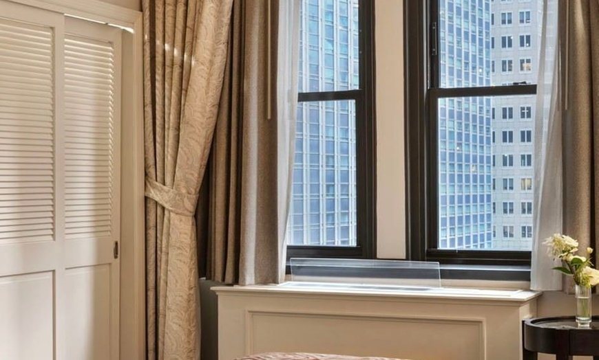 Image 11: 4-Star Midtown Manhattan Hotel near MoMA