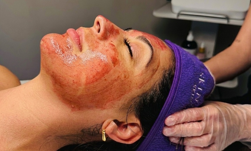 Image 6: Pampering packages with Massage, Facial, Infrared Sauna for 1 or 2