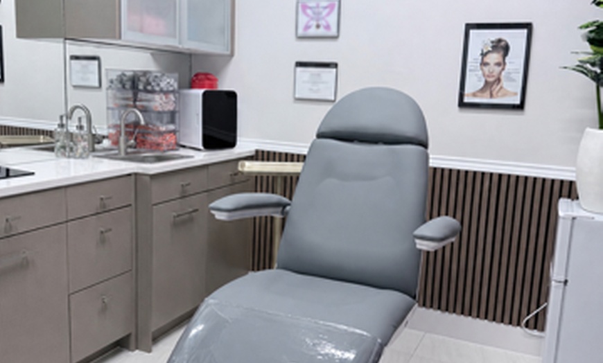 Image 4: Enhance Your Look: 20, 40 or 60 Units of Botox at Meybely Aesthetics