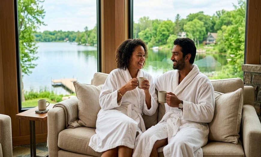 Image 4: Relax with a 60-or 90-Minute Couples Massage w/ Hot Stones and Sauna