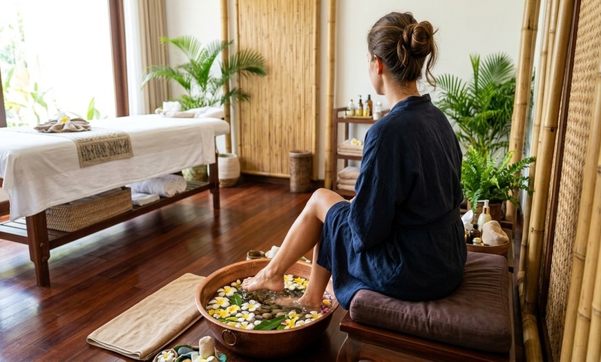 Image 7: Enjoy Single or Couples Massage with Coconut Oil and Aromatherapy