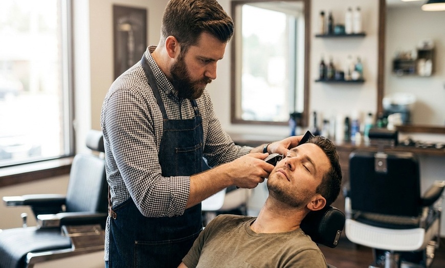 Image 4: Men's Haircuts, Fades, Bleach & Tone, & Braids for a Refined Look