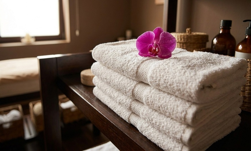 Image 5: 50-min Oriental Body Massage or 60-min Foot Reflexology with Add-Ons!