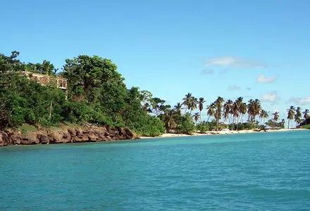 Cayo Levantado ("Bacardí Island")