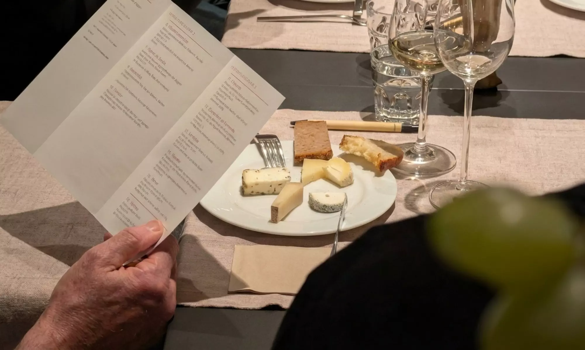 Käsetasting mit Weinbegleitung für 1 oder 2 Personen