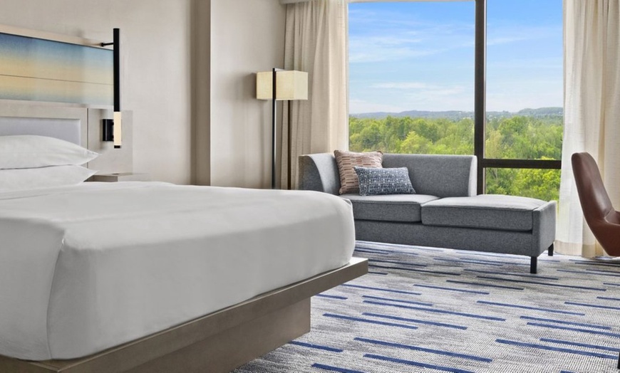 Image 25: Saddle Brook NJ Hotel near NYC and MetLife Stadium