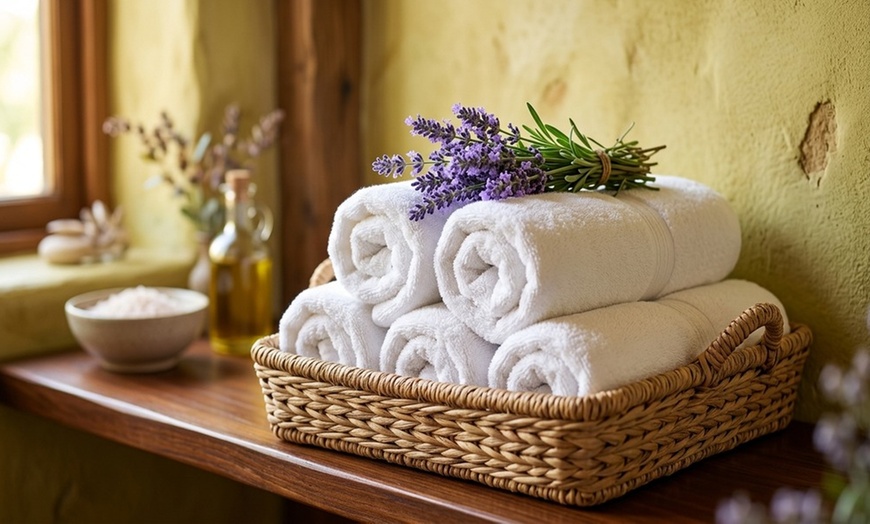 Image 7: Up to 30% Off on Couples Massage at Best Foot Massage