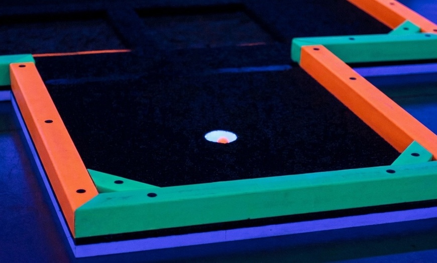 Image 2: Glow-in-the-Dark Mini Golf - New York