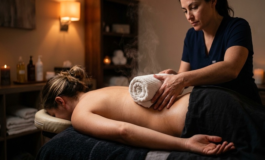 Image 5: 60 or 90-Minute Full Body Massage with Choice of -Day Dreaming & More