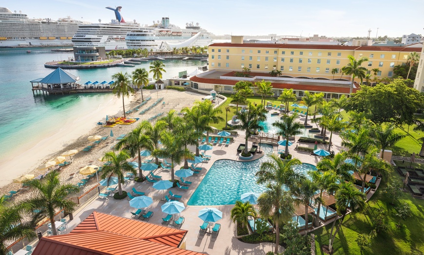 Image 33: Oceanfront escape near shopping, dining, and cruise port