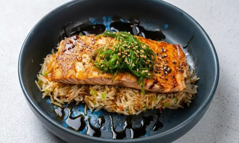 Delicias mediterráneas: menú clásico o prémium para 2 o 4 personas