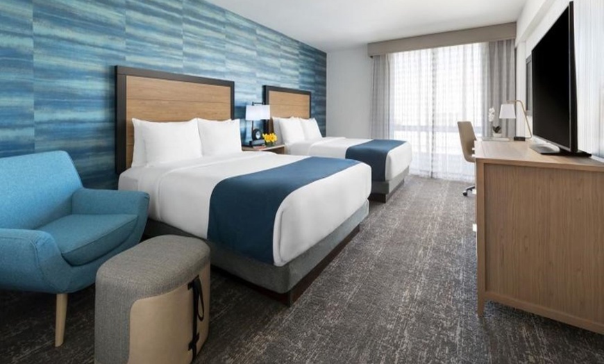 Image 17: SF Fisherman's Wharf Hotel with Pool and Bay Views