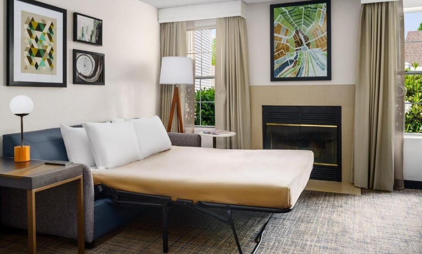 Image 15: Bothell All-Suite Hotel with Free Breakfast near Seattle