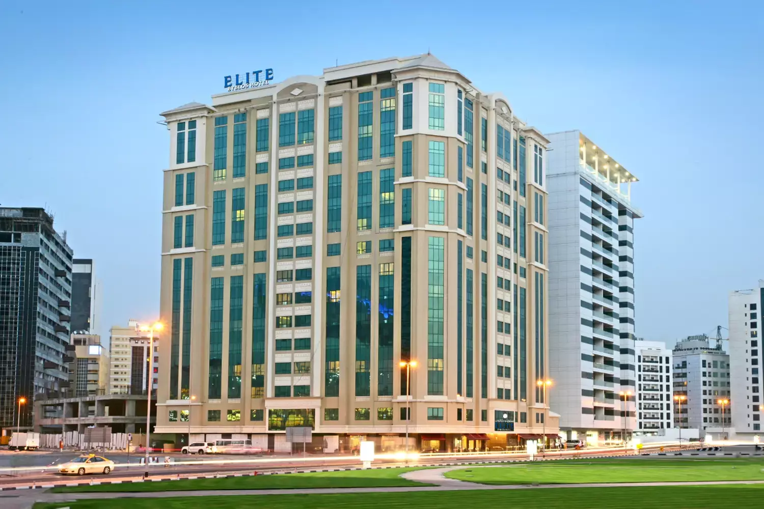 5* Dubai Staycation: 1-Night Stay for 2 Adults & 1 Child w/ Breakfast