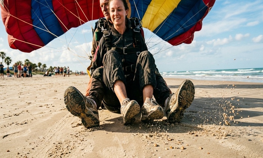 Image 8: Get Bird’s Eye View of Houston with Tandem Skydive for 1 or 2 People 