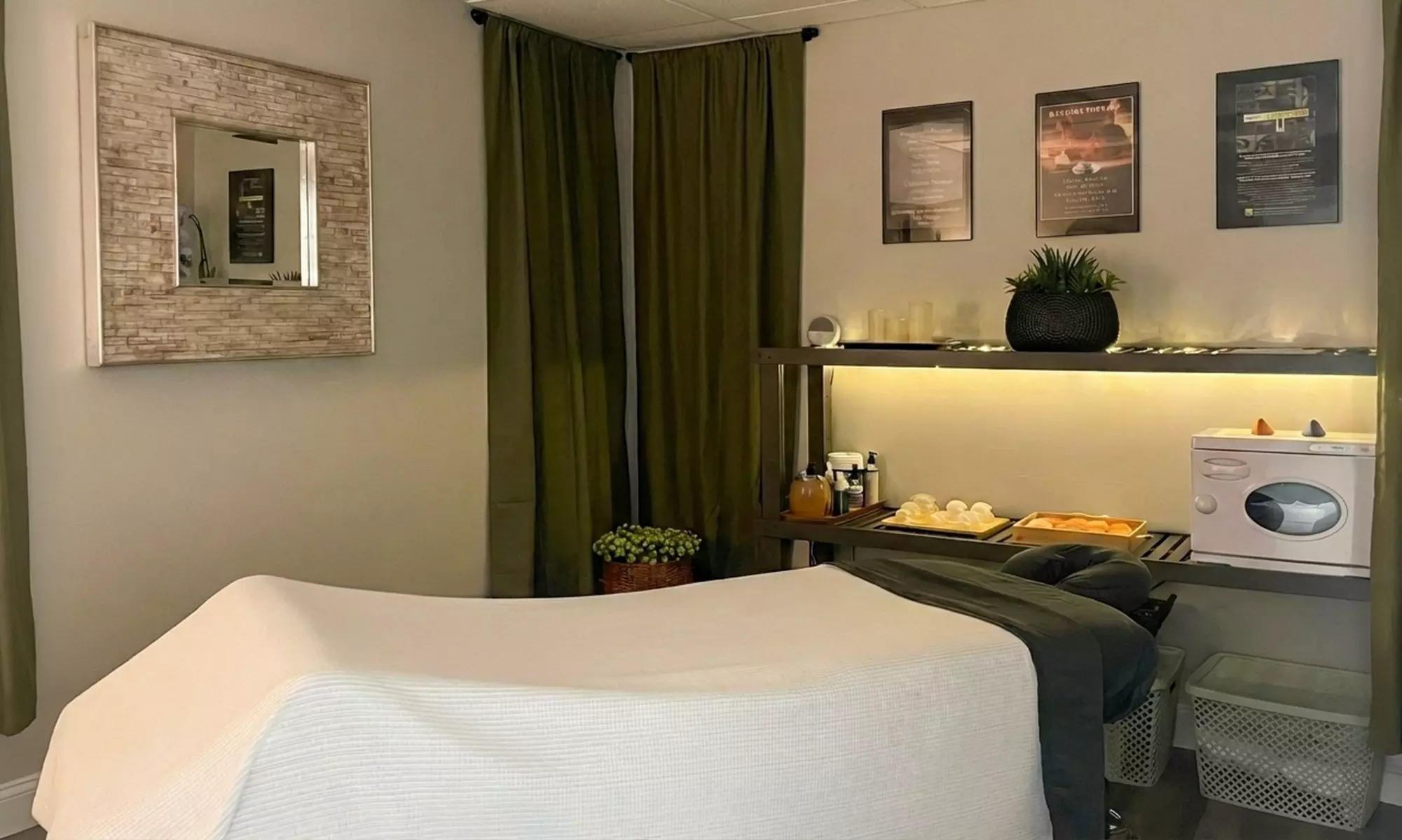 Couples Swedish Massage with Hot Stone Relaxation