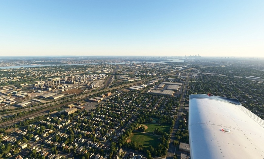 Image 6: Hands-On Aviation and Pilot Training