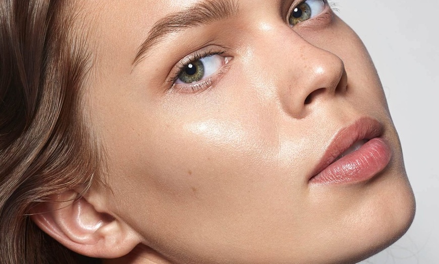 Image 2: Botox (Up to 20 Units) or 1 mL Lip Filler
