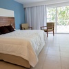 Image 19: Grand Bahama All-Inclusive Beach Resort with Watersports
