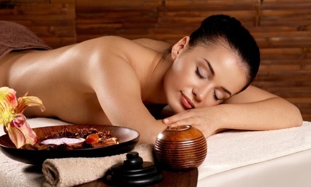 60-Minute Foot Massage for One with Aromatherapy, Salt Scrub,and Es... - Spring Foot Massage