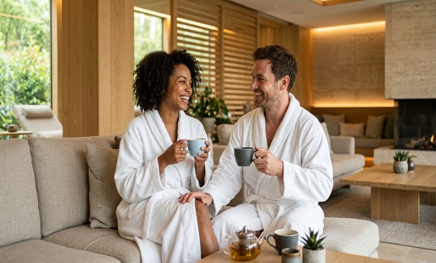 Image 7: 50-Minute Therapeutic Body Massage with Hot Stone and Essential Oil Treatment for 1 or a Couple. Save Up to 54%