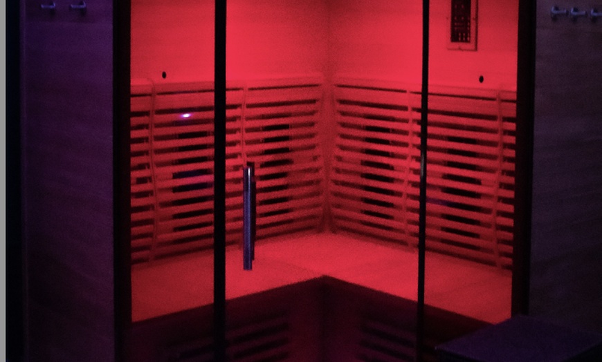 Image 3: 60 or 90-Min Custom Facial & Spa Day at House of Hudson