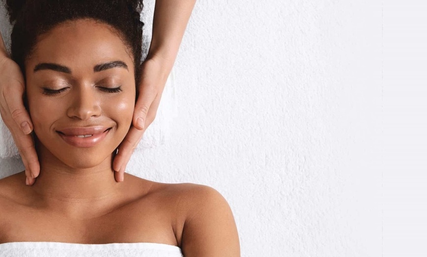 Image 6: Standard Massage or LuXe Facial service at MassageLuXe 