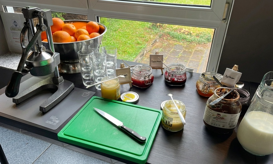 Image 3: Brunch inkl. Filterkaffee & frischer Orangensaft für 2 oder 4 Personen