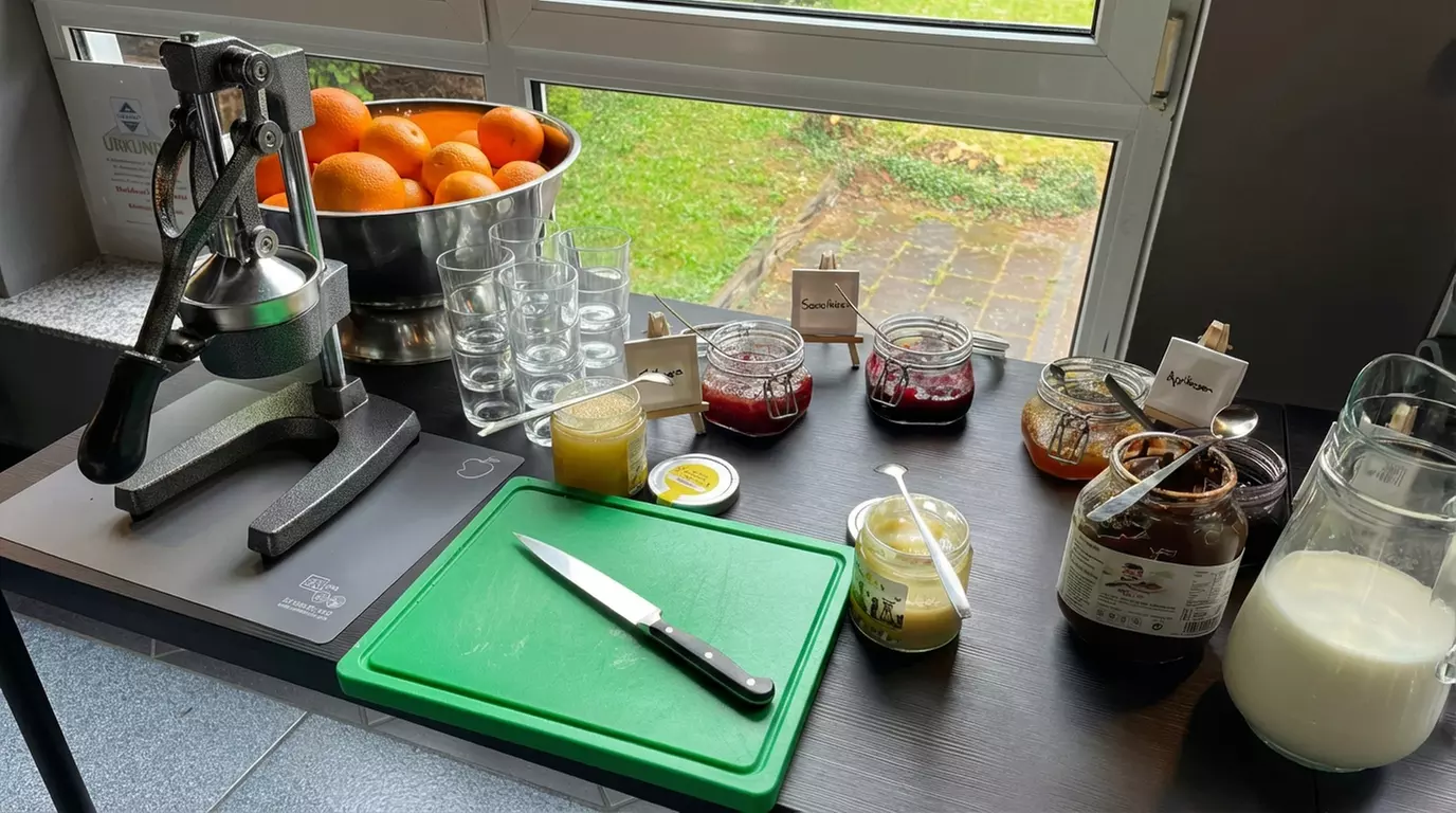Brunch inkl. Filterkaffee & frischer Orangensaft für 2 oder 4 Personen