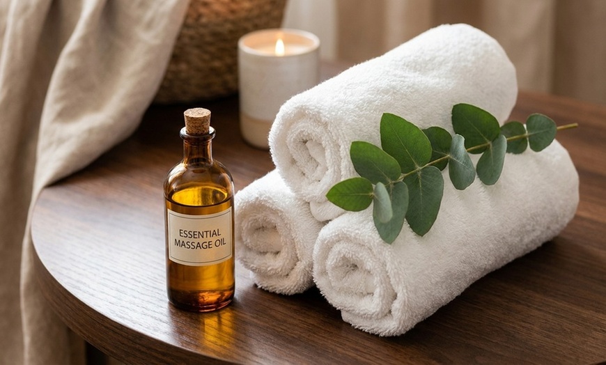 Image 5: Get Lymphatic Drainage massage at Elinda Beauty Station