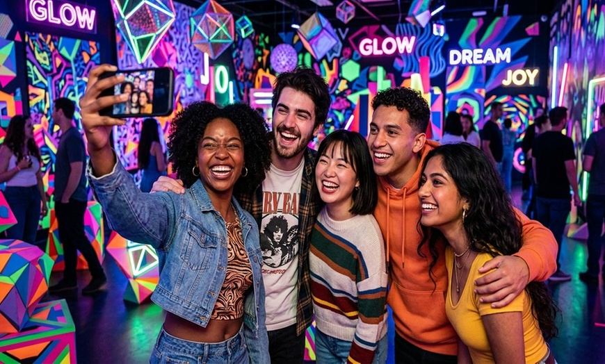 Image 2: 60-Minute Interactive Selfie Museum Experience – Tampa