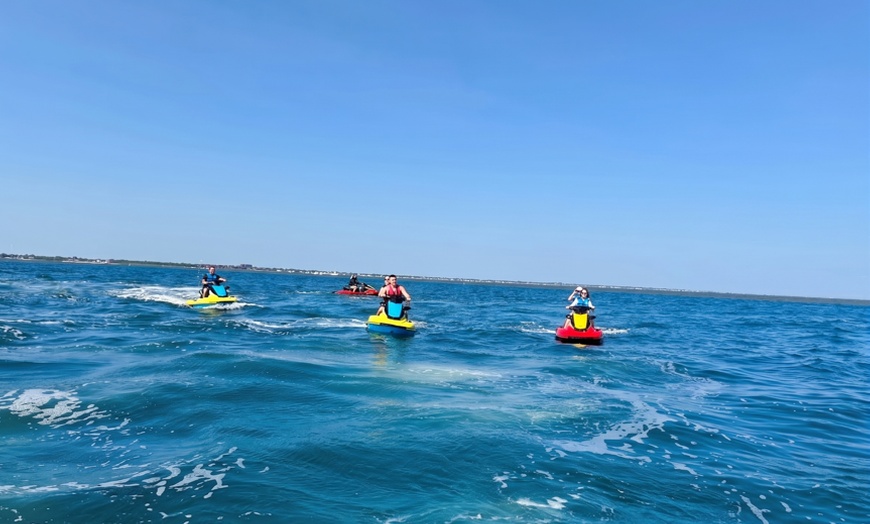Image 5: 60-Min Jet Ski Rental: Open-Water Freedom or Weekend Thrills