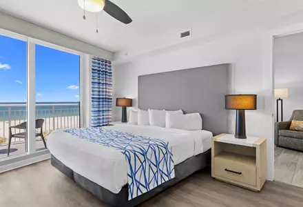 2BR/2BA Gulf Front Premium Suite