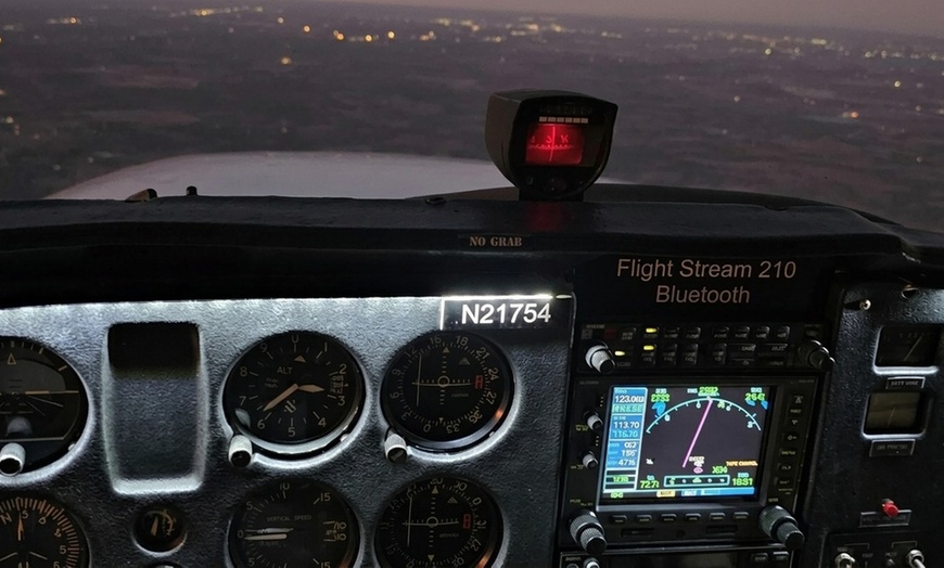 Image 6: Discovery Flights and Pilot Training