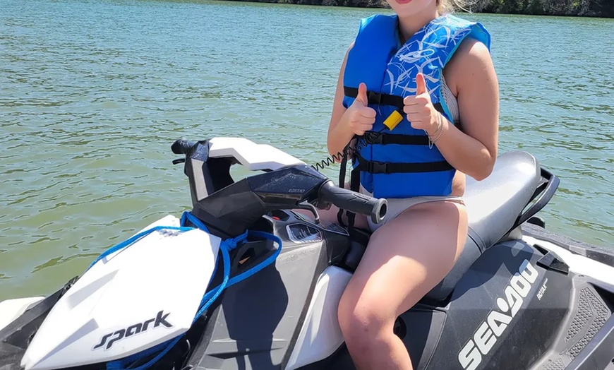 Image 9: One Hour Jet Ski Rental on Lake Travis for Thrills & Exploration